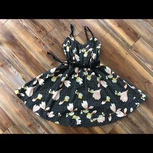Kimchi Blue sundress w/ pockets